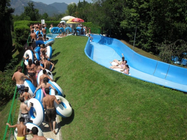 Divertimento acquatico